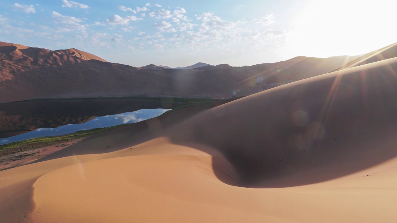 延时摄影内蒙古阿拉善巴丹吉林沙漠日出朝阳视频下载