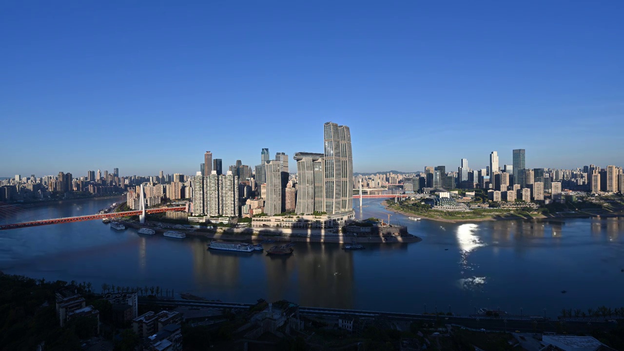 重庆城市清晨月落日升景观延时视频视频素材