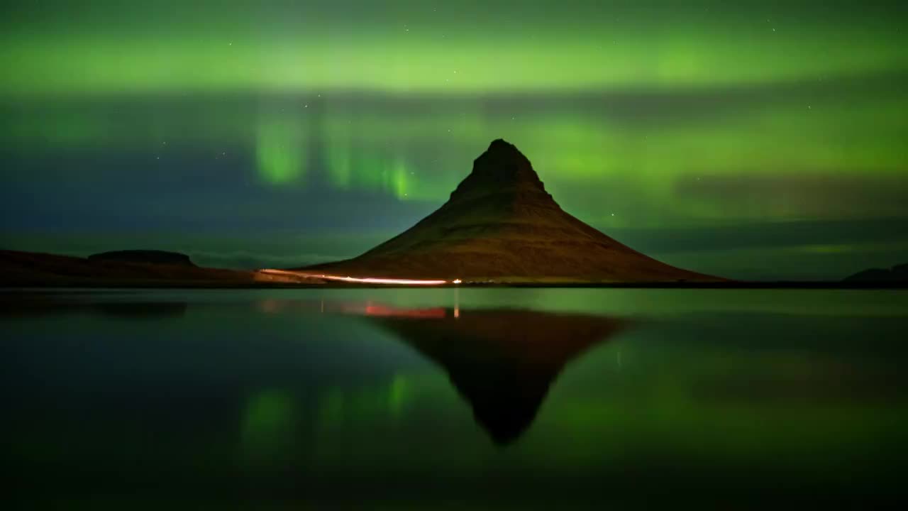 冰岛草帽山极光视频素材