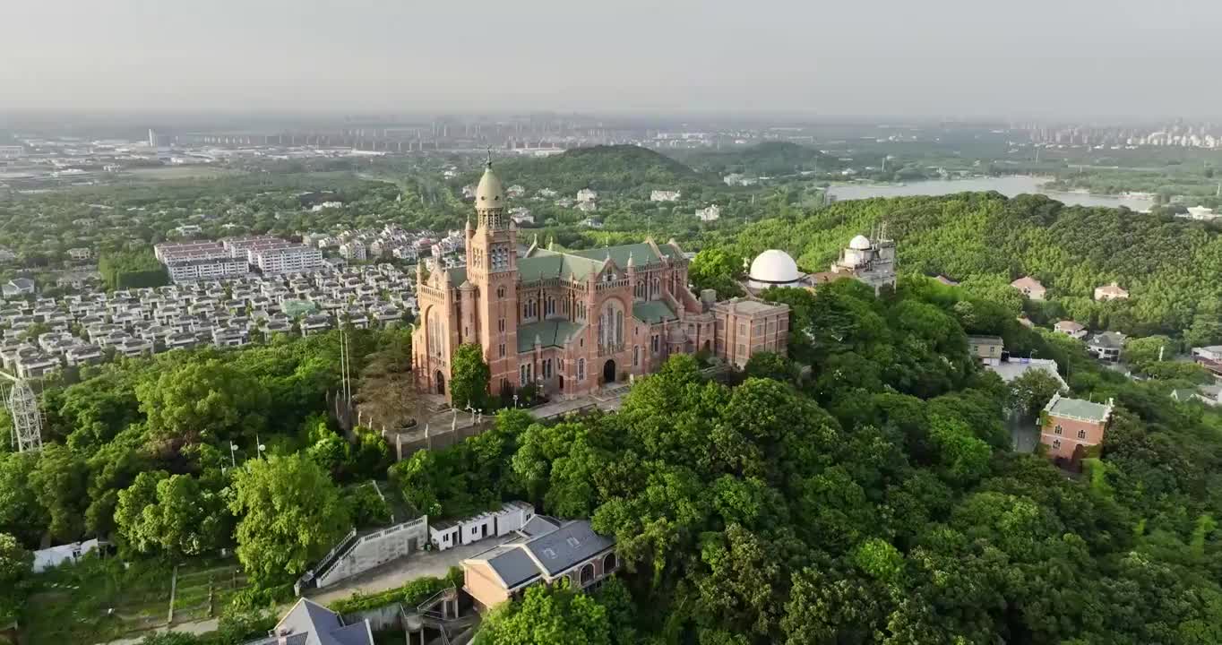 上海佘山天主教堂天文台视频素材