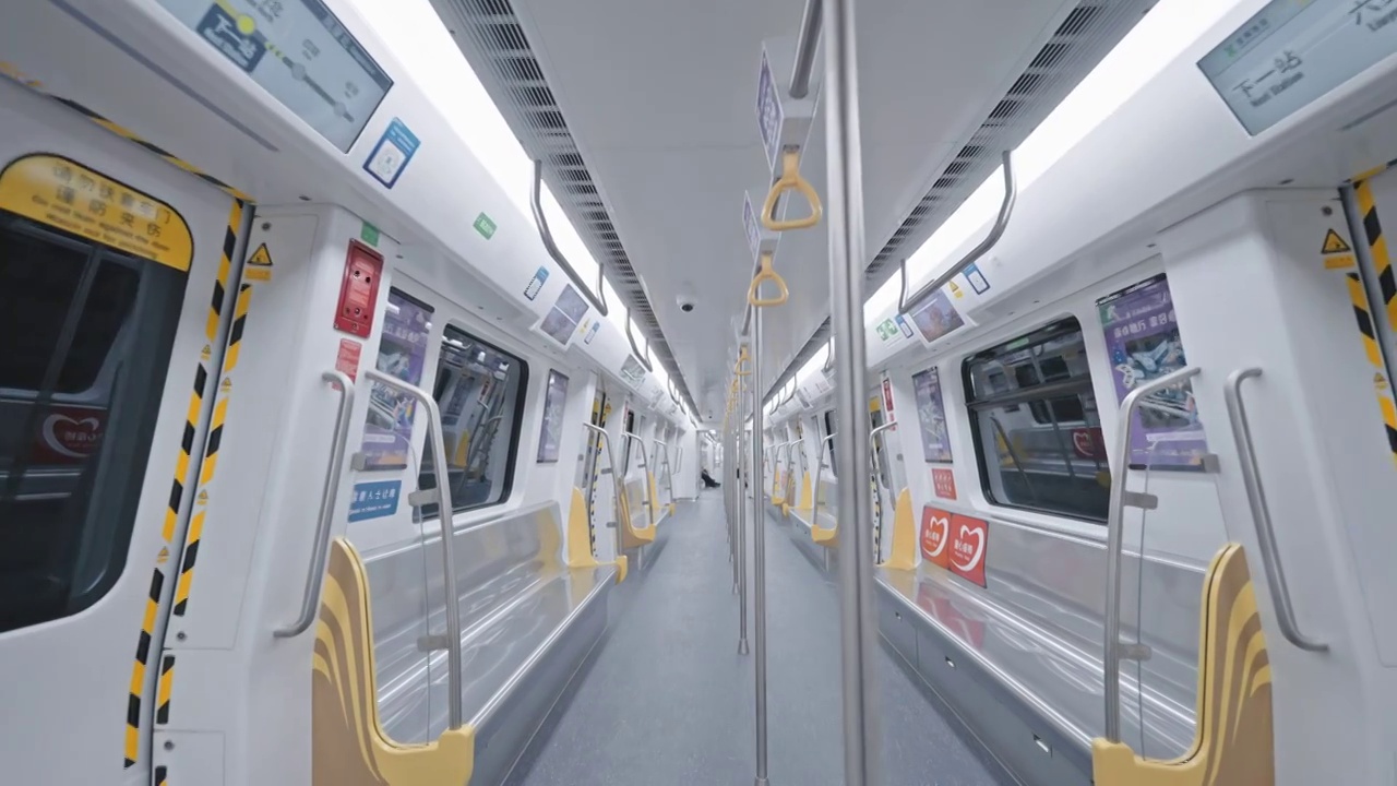 地铁列车车厢内部空镜视频素材