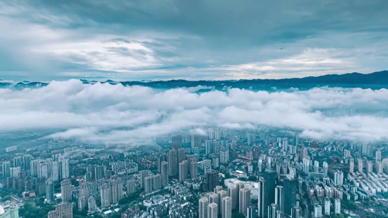 云海下的福州城航拍延时视频素材