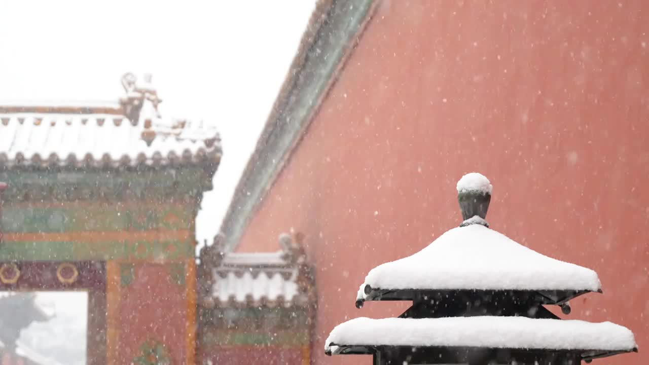 大雪中的故宫视频下载