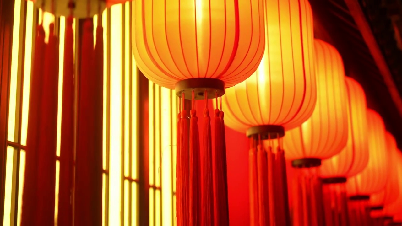 传统建筑红灯笼夜景视频素材