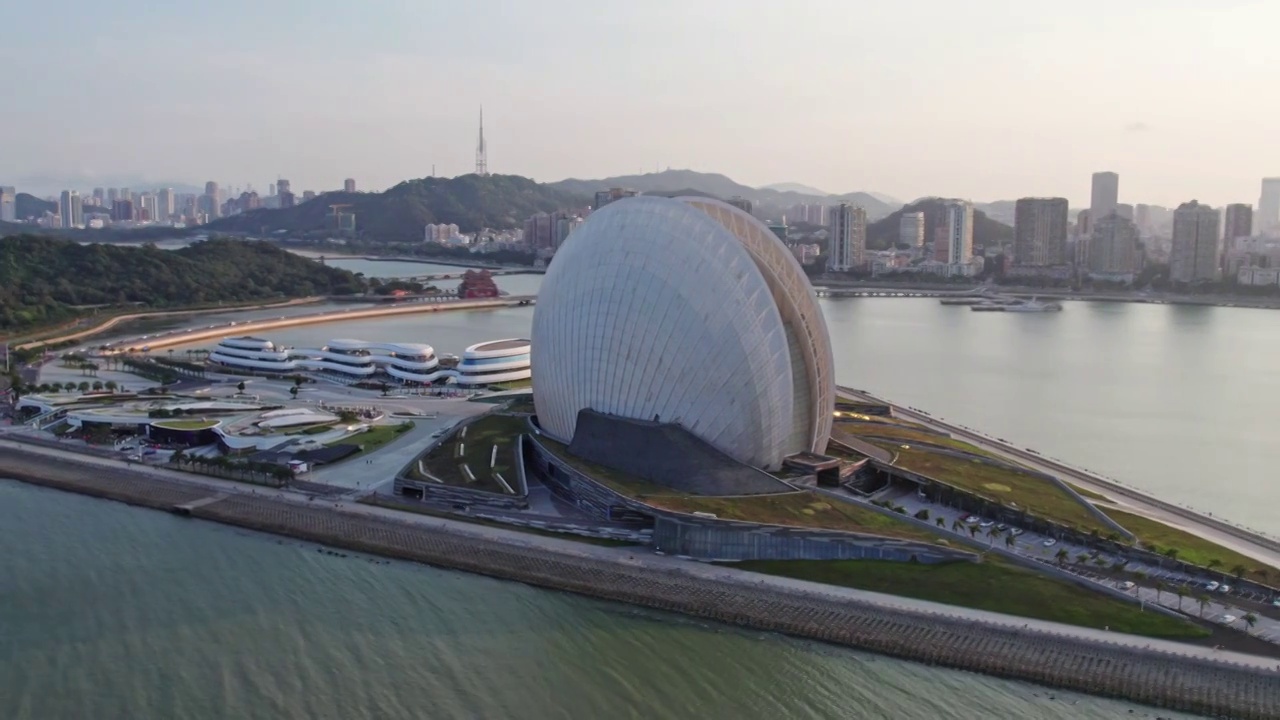 4k珠海日月贝海上歌剧院贝壳建筑航拍视频视频下载