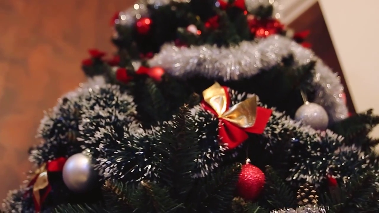 圣诞礼物和圣诞树视频下载