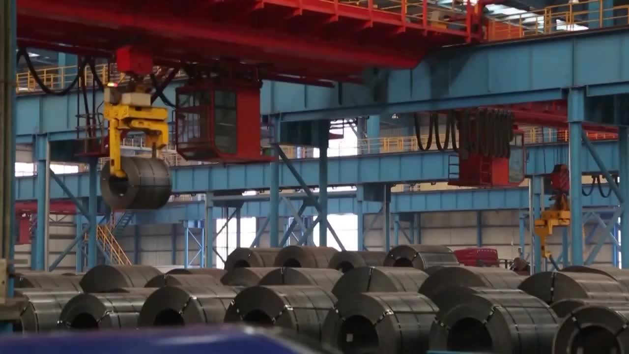 中国金属工厂铝工厂工业用铝有色金属加工处理生产制造流程（选编）视频素材