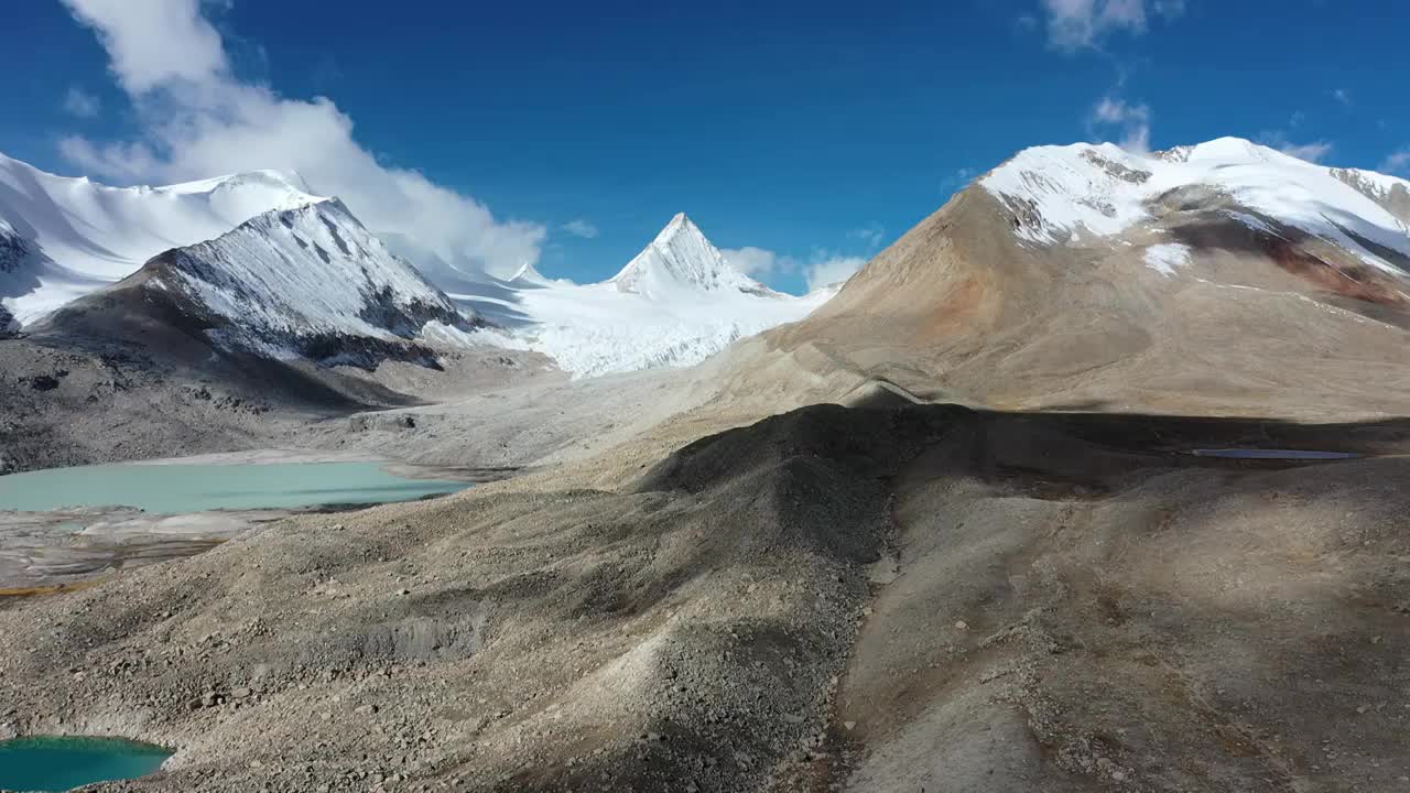 西藏冈底斯山脉雪山航拍视频下载
