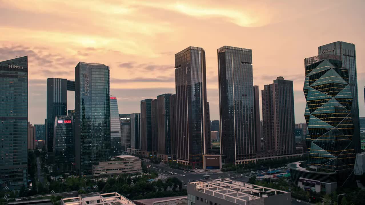 四川省成都市高新区金融城城市风光延时摄影视频素材