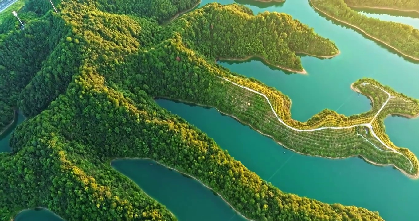 航拍中国杭州千岛湖山脉湖泊自然风光视频素材