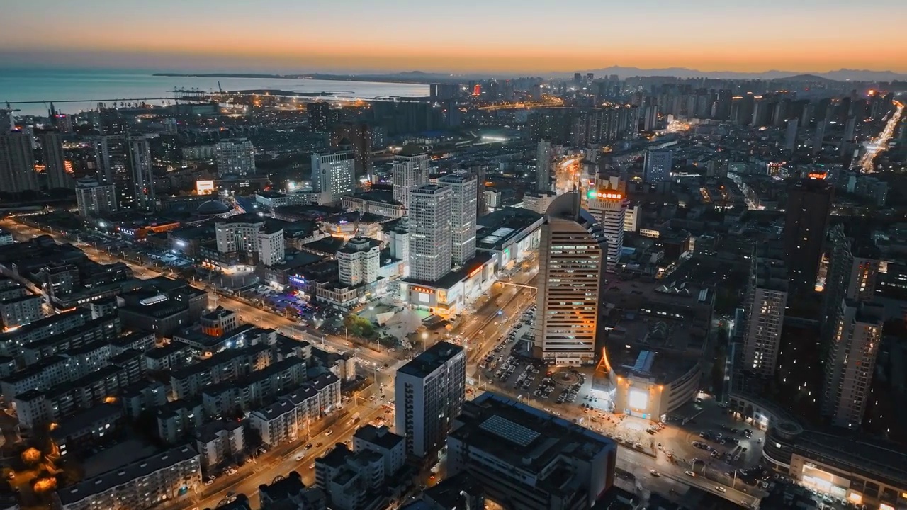 航拍沿海城市夜景视频下载