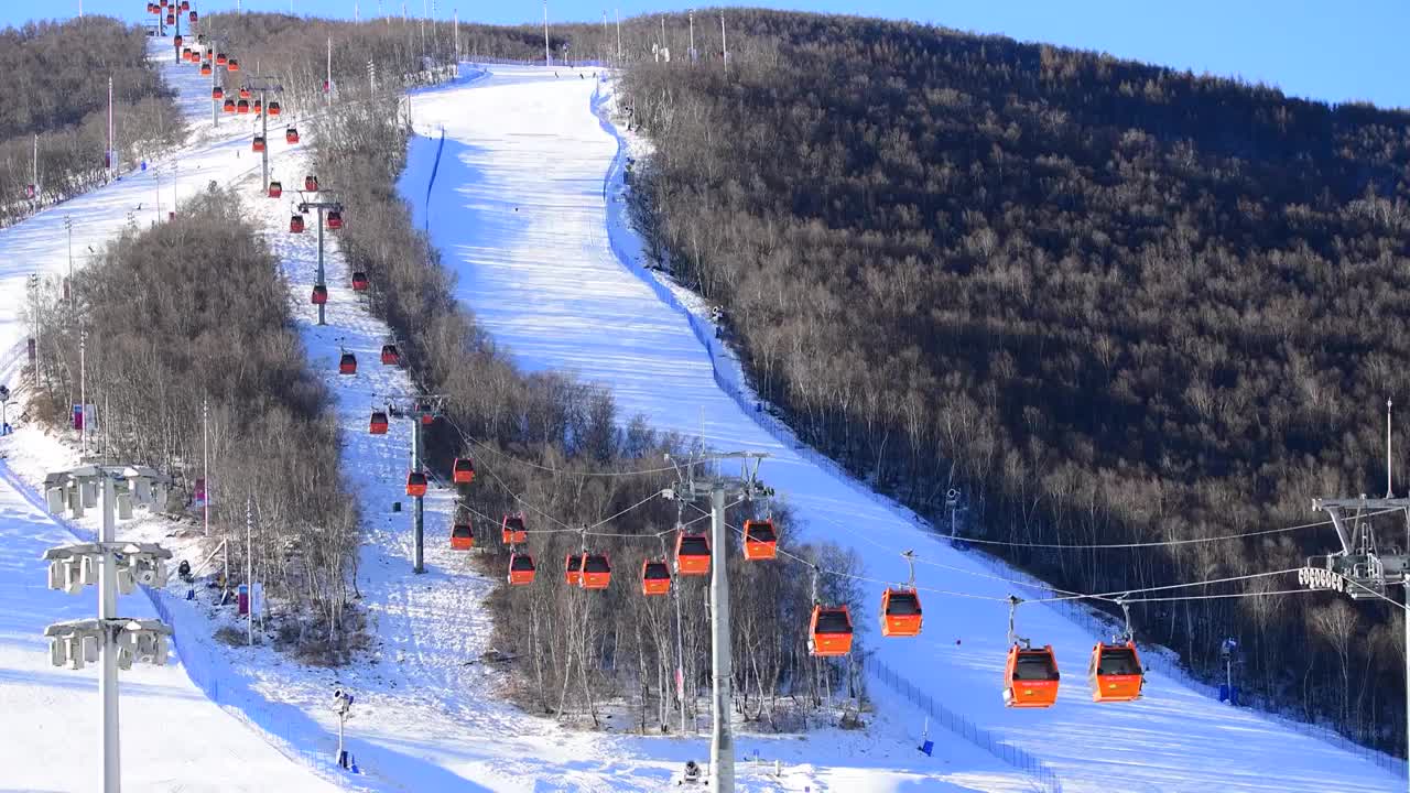 滑雪场缆车视频下载