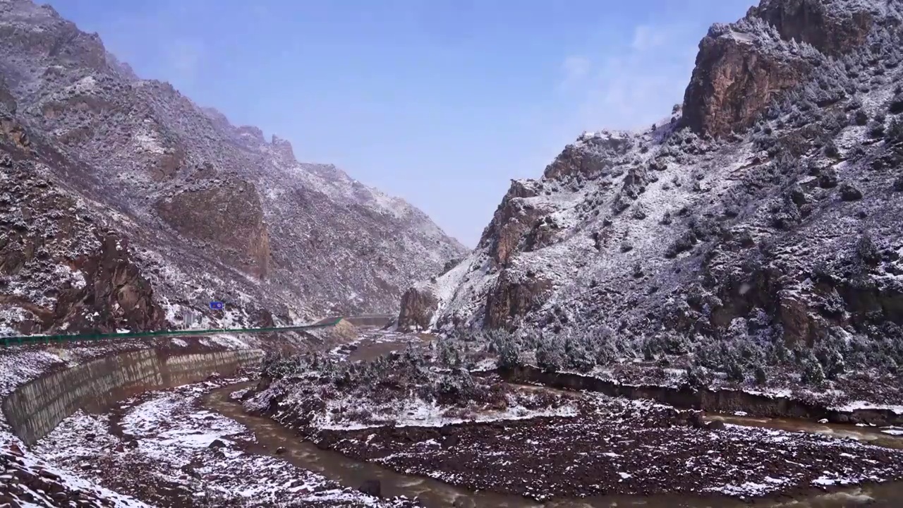 实时拍摄中国青海省海北祁连山自然风景视频素材