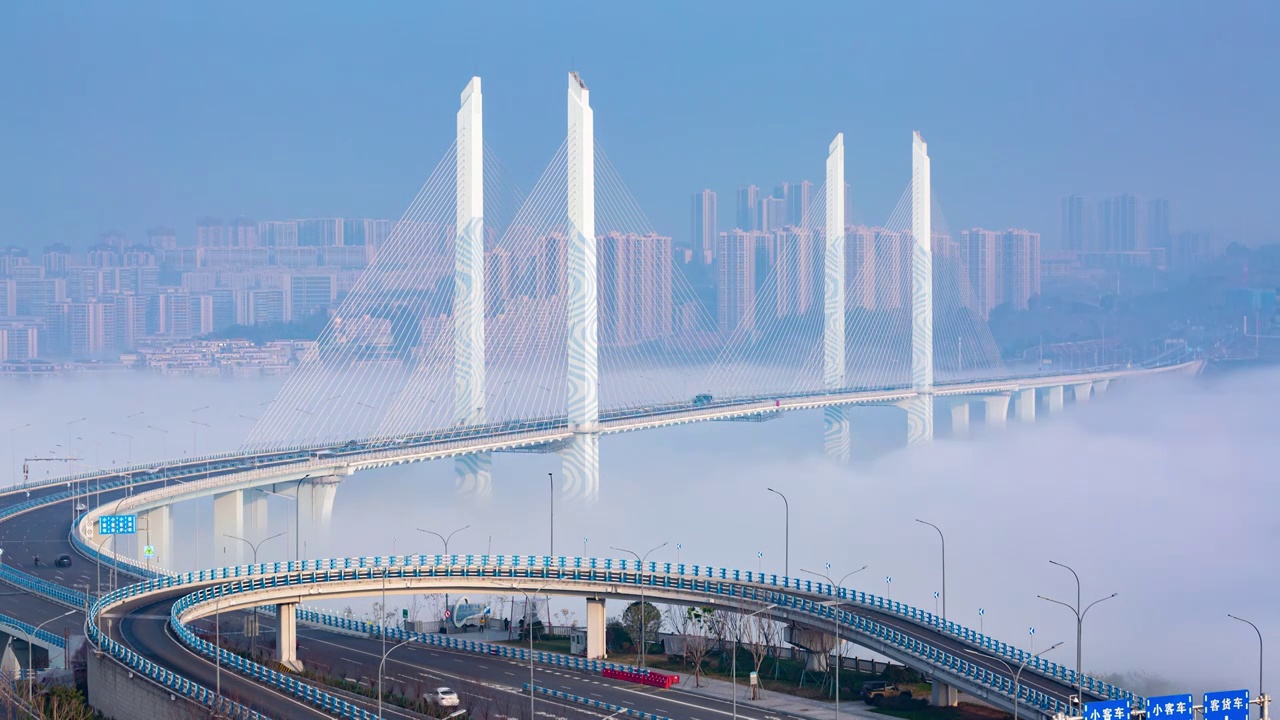 中国重庆两江新区蔡家嘉陵江大桥云海延时摄影视频素材