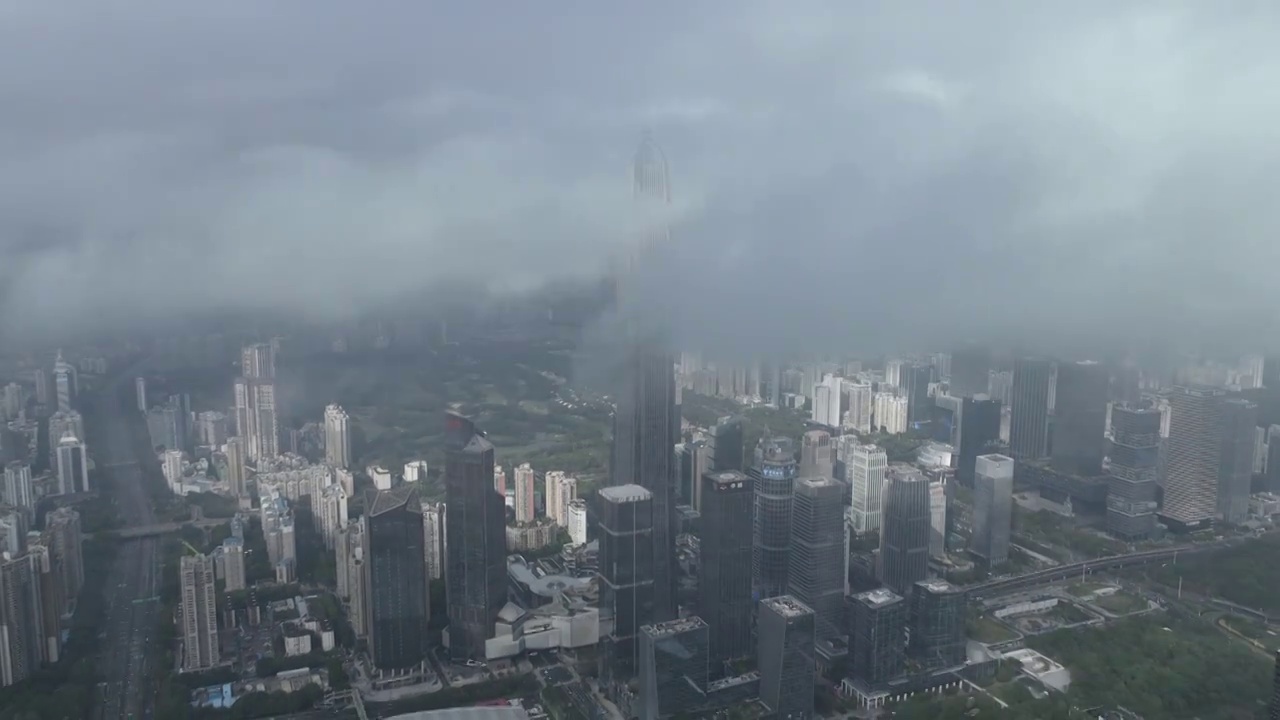现代城市摩天大楼云海视频下载