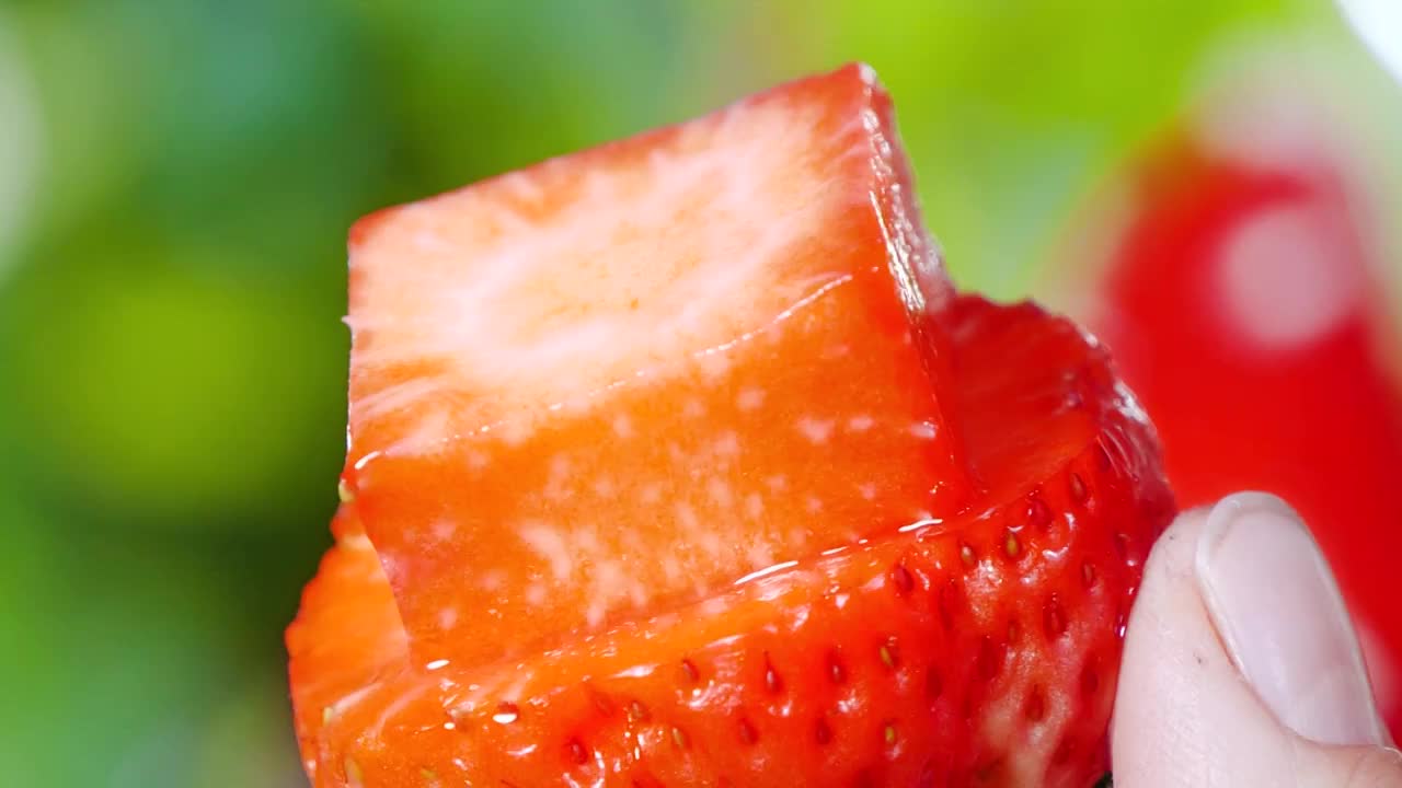 红颜奶油草莓选编视频下载
