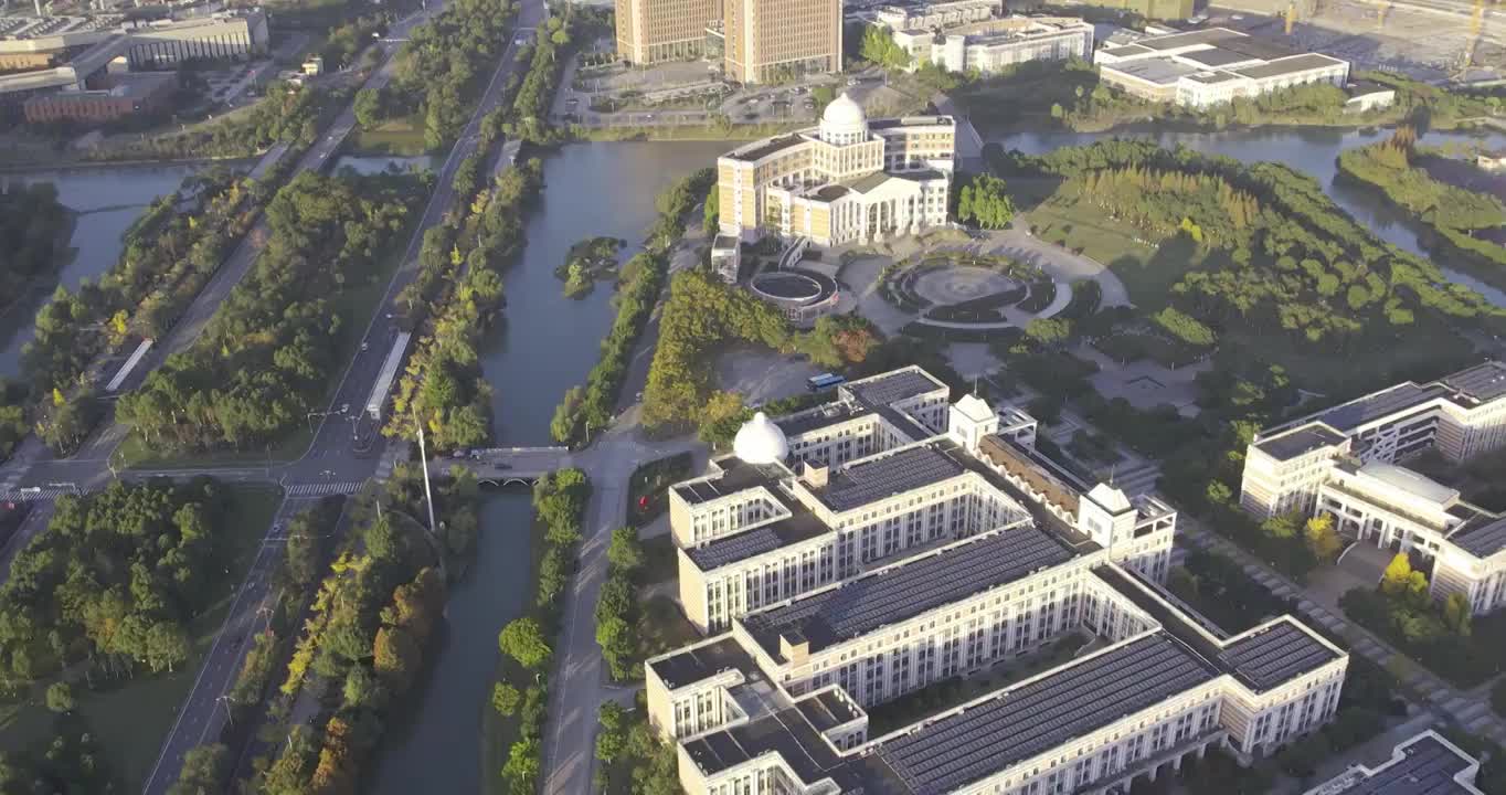 夕阳下的茶山大学城视频下载