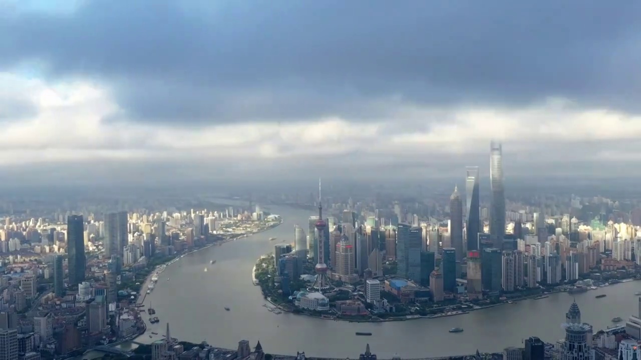 航拍上海外滩城市建筑风光视频下载