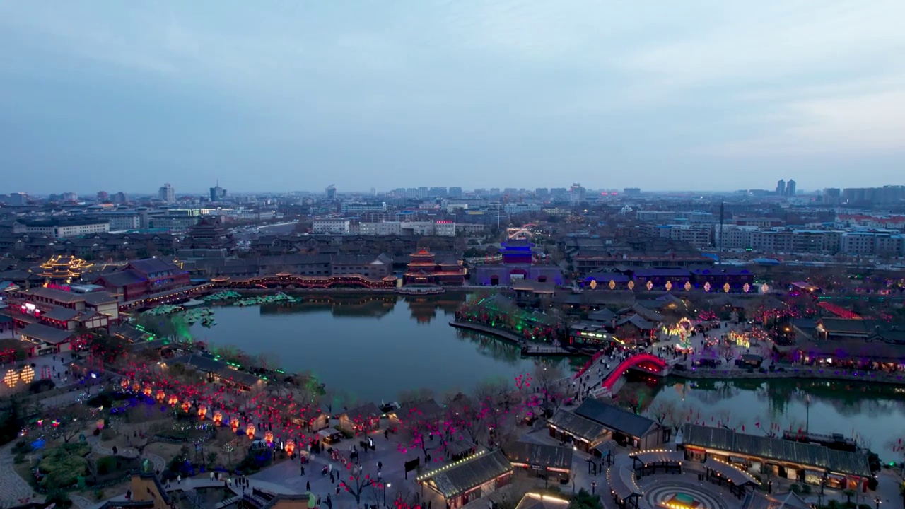 航拍中国河南开封清明上河园夜景城市风光视频素材