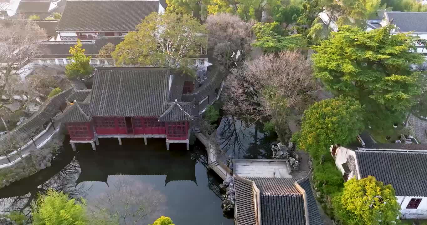 苏州拙政园早春航拍视频素材