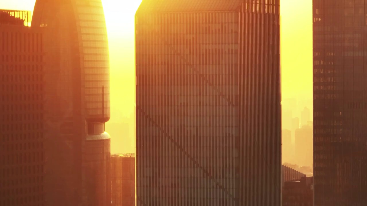 高楼大厦的日落视频下载