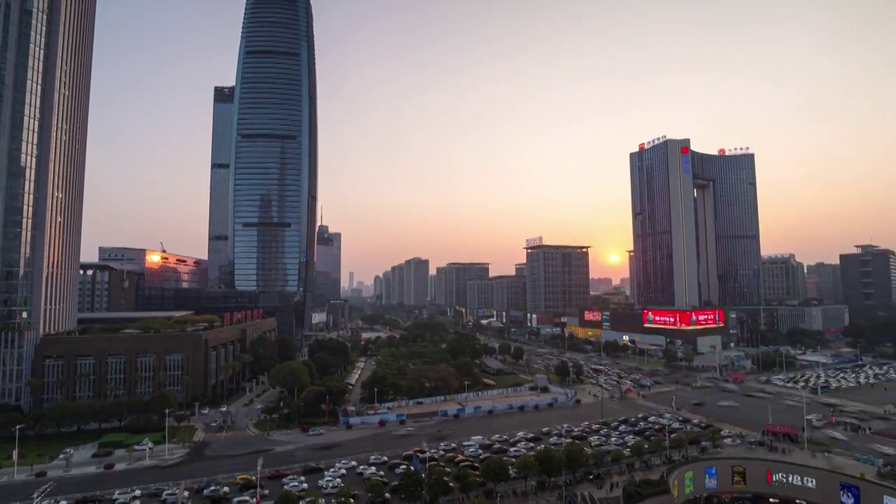 东莞市第一国际商业中心日落延时摄影，镜头从左往右旋转视频下载