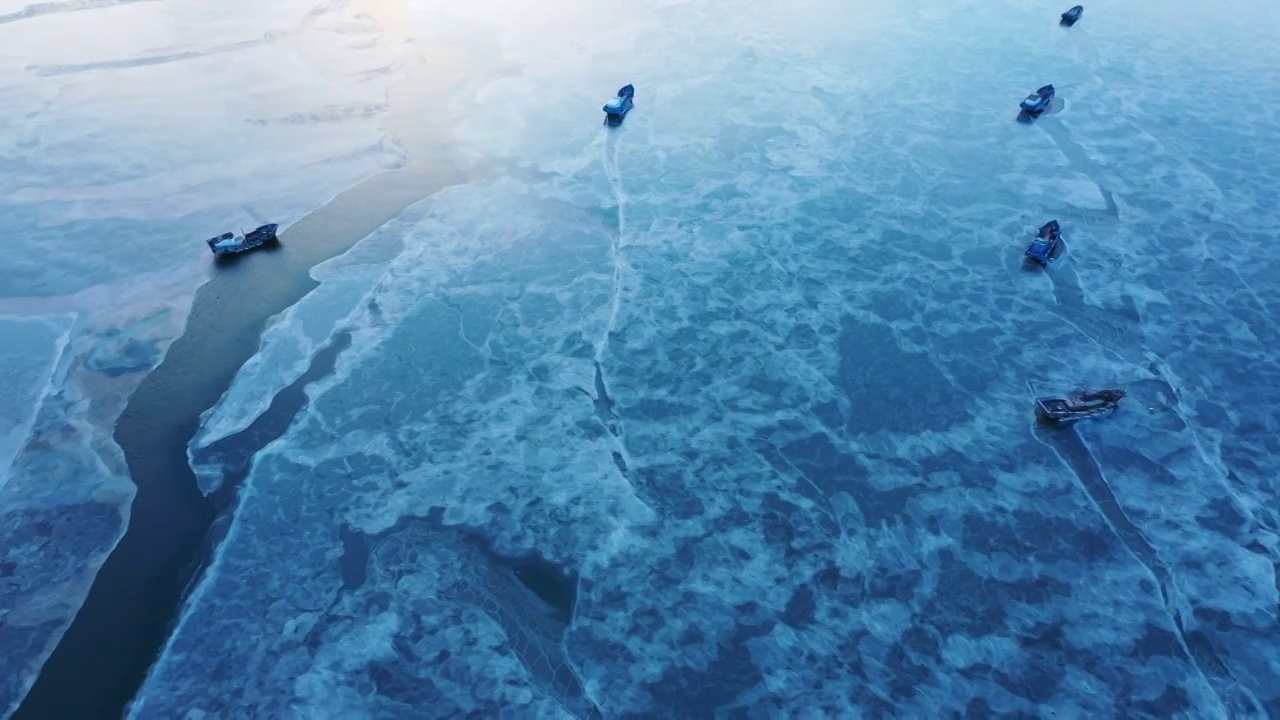 寒冷的冬季冰冻的海洋视频下载