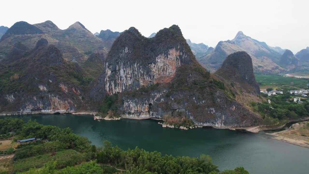 桂林山水漓江自然风光喀斯特地貌航拍视频下载