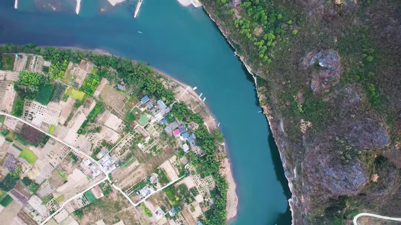 桂林山水漓江自然风光喀斯特地貌航拍视频下载
