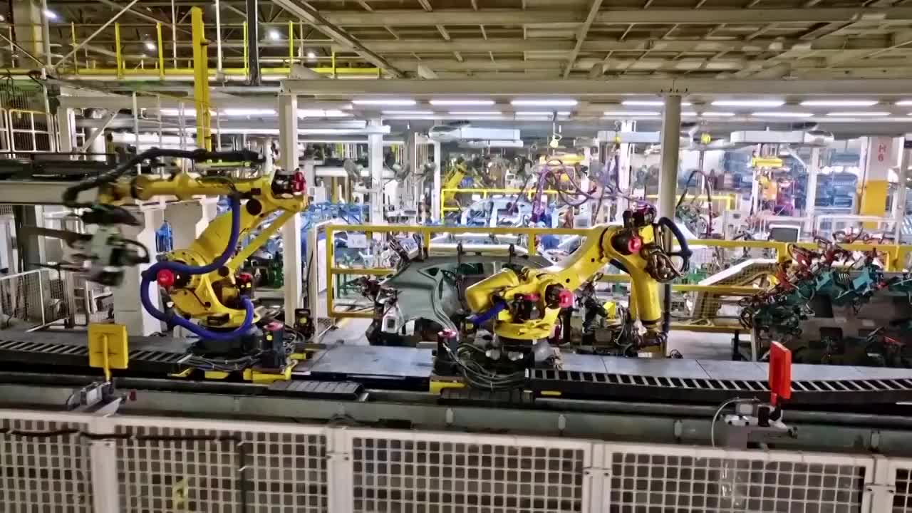 中国新能源汽车工业工厂高科技自动化生产线流水线内部生产（选编）视频下载
