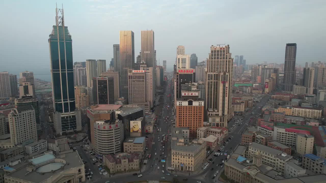 辽宁省大连市中山广场城市天际线风光航拍视频素材