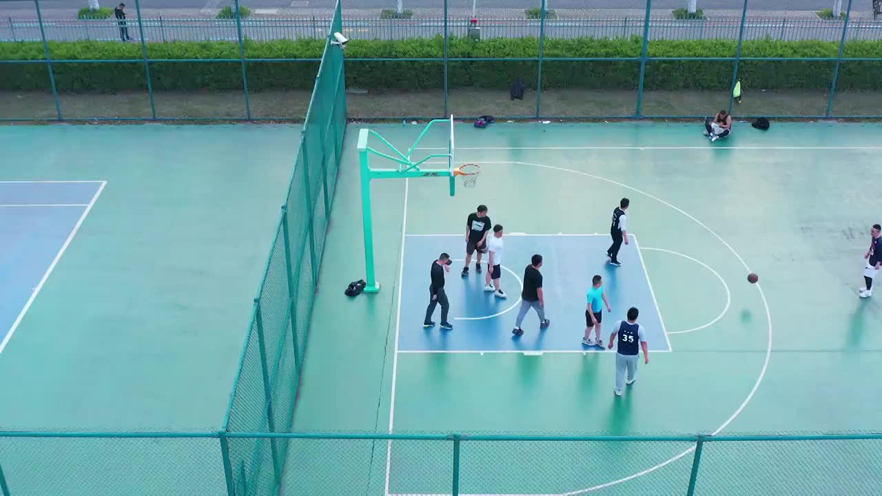 苏州园区学校篮球场航拍视频下载