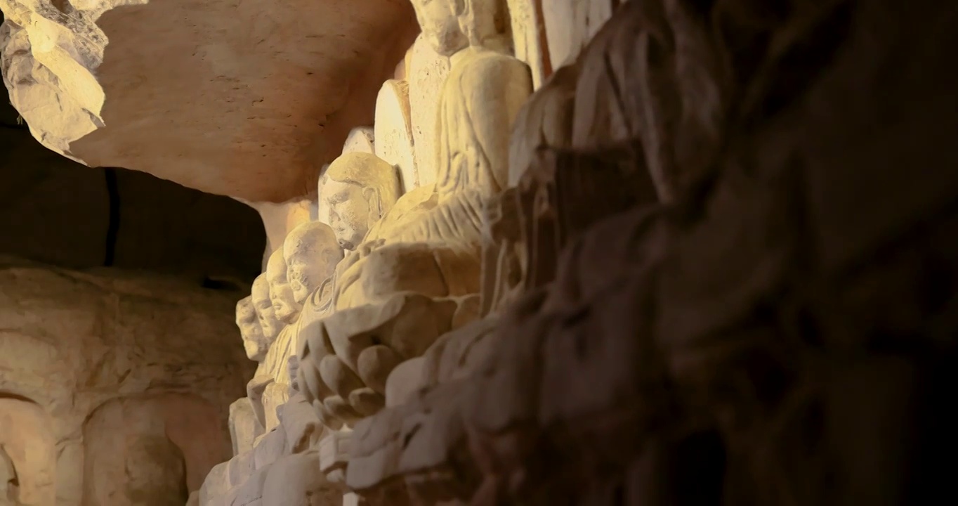 大足石刻：北山石窟的各种摩崖造像视频素材