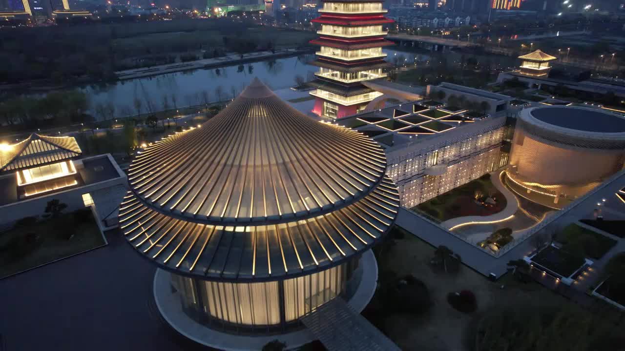 江苏扬州大运河博物馆航拍夜景视频下载