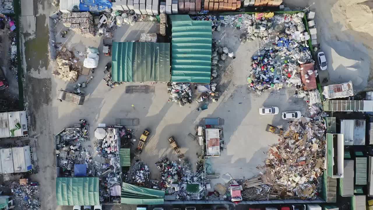 废品垃圾回收站视频下载