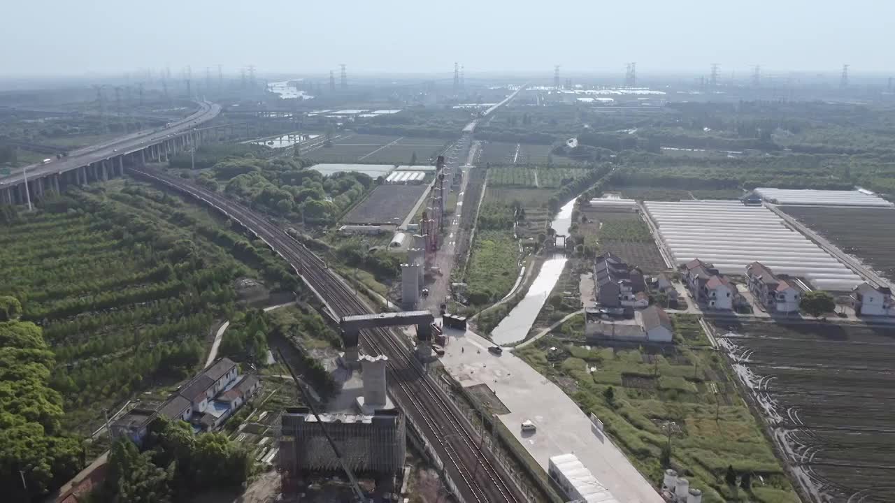 上海城市轨道交通高铁与高速公路视频素材