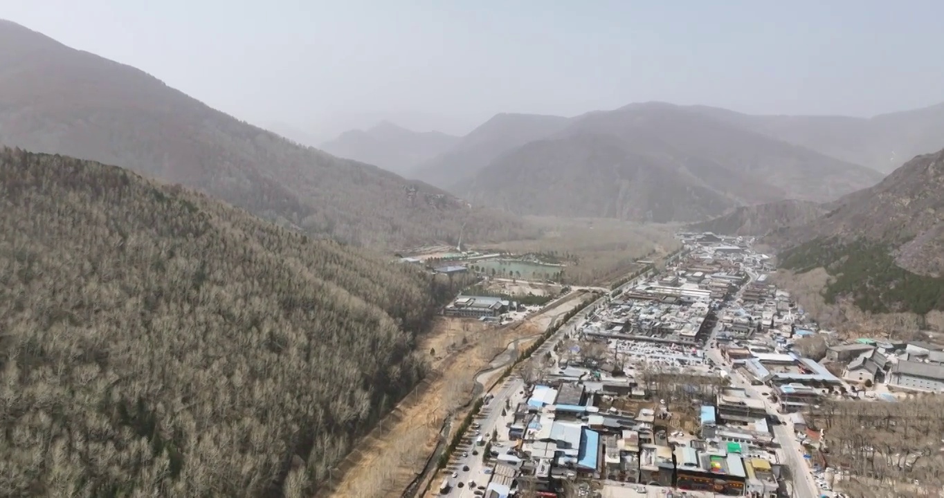 山西忻州：春风里的五台山视频下载