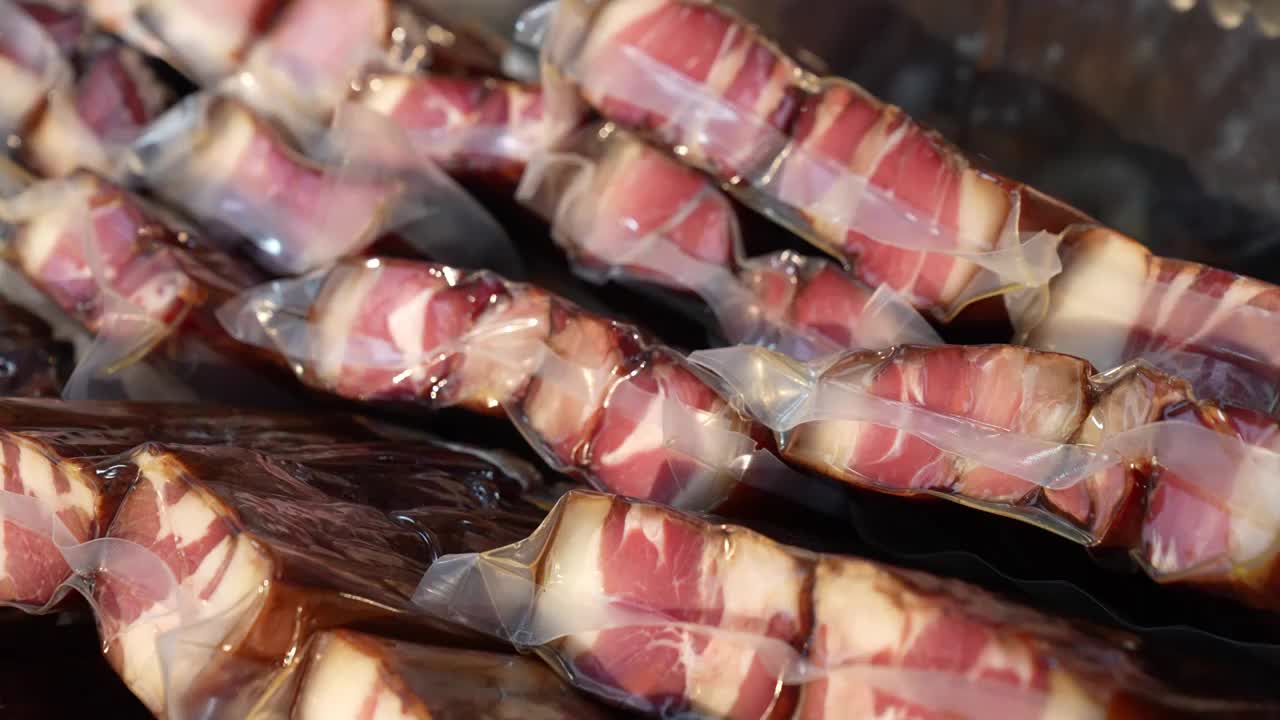 湖北恩施传统美食：土家腊肉视频下载