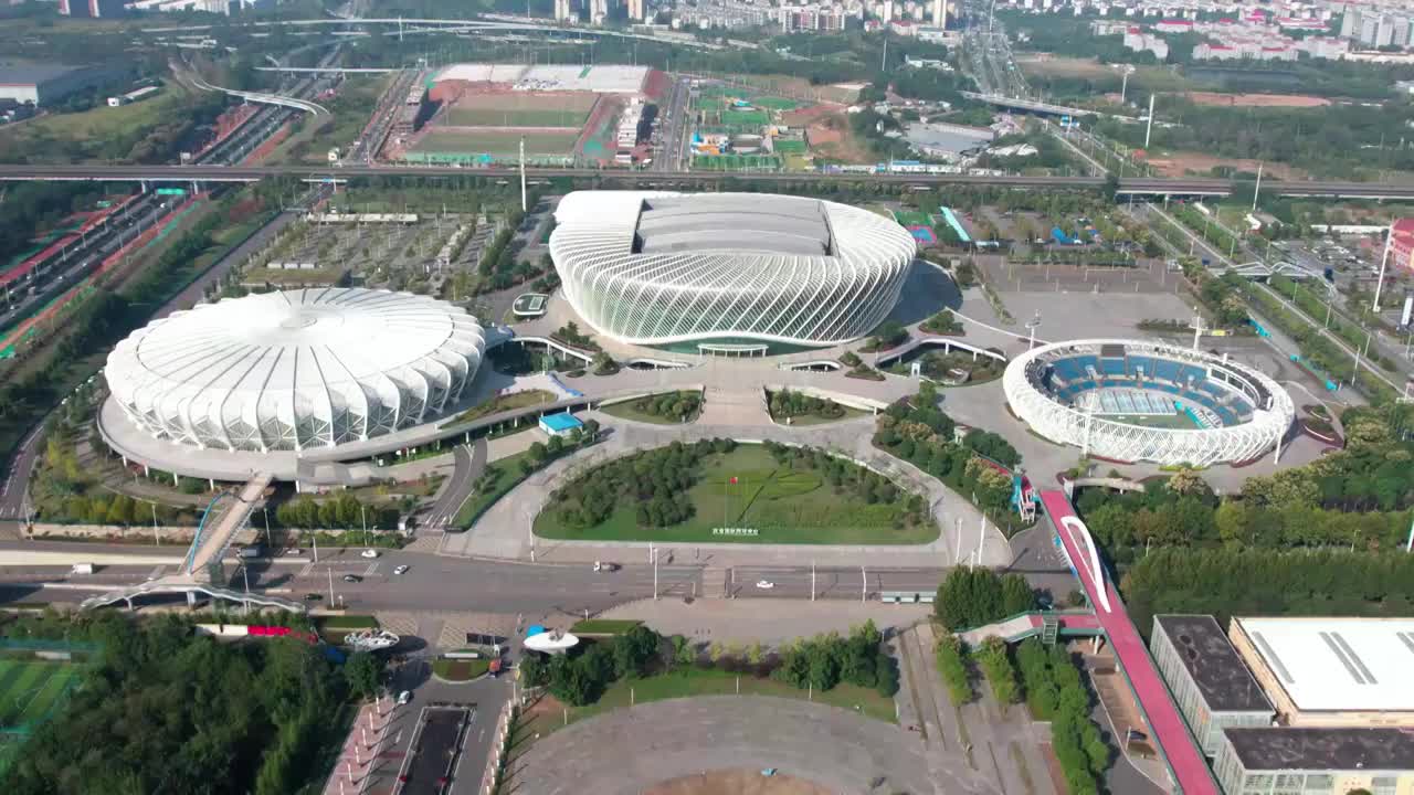 武汉江夏光谷国际网球中心健身体育场馆航拍视频素材