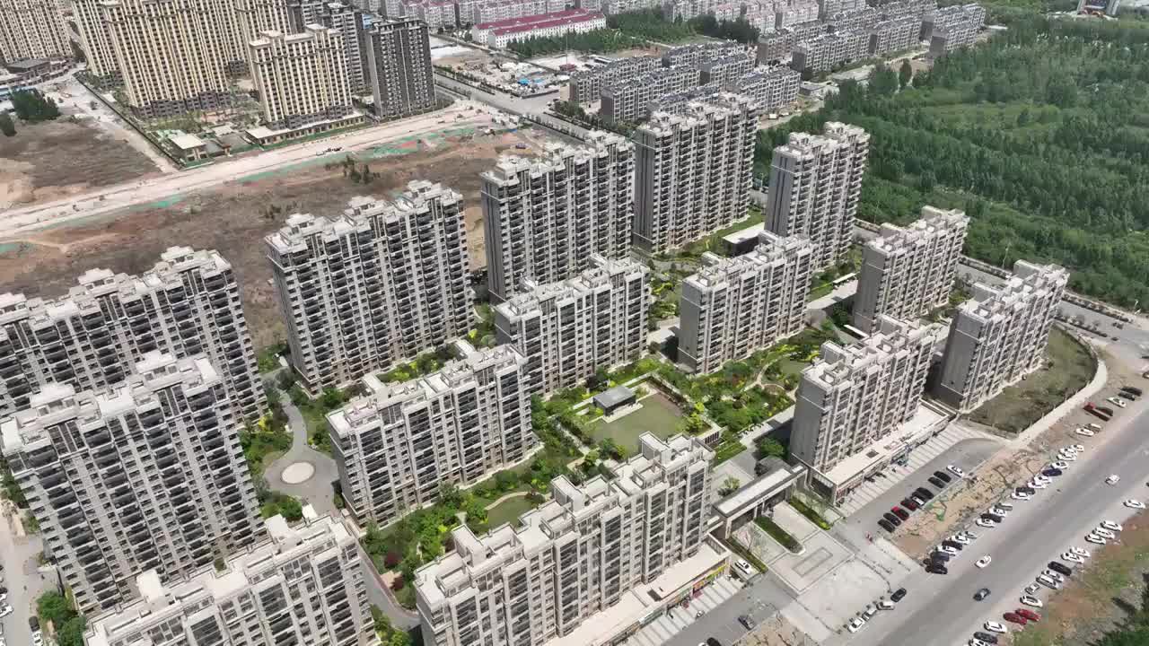 中国山东济南长清区保利·盛景台楼盘航拍视频素材