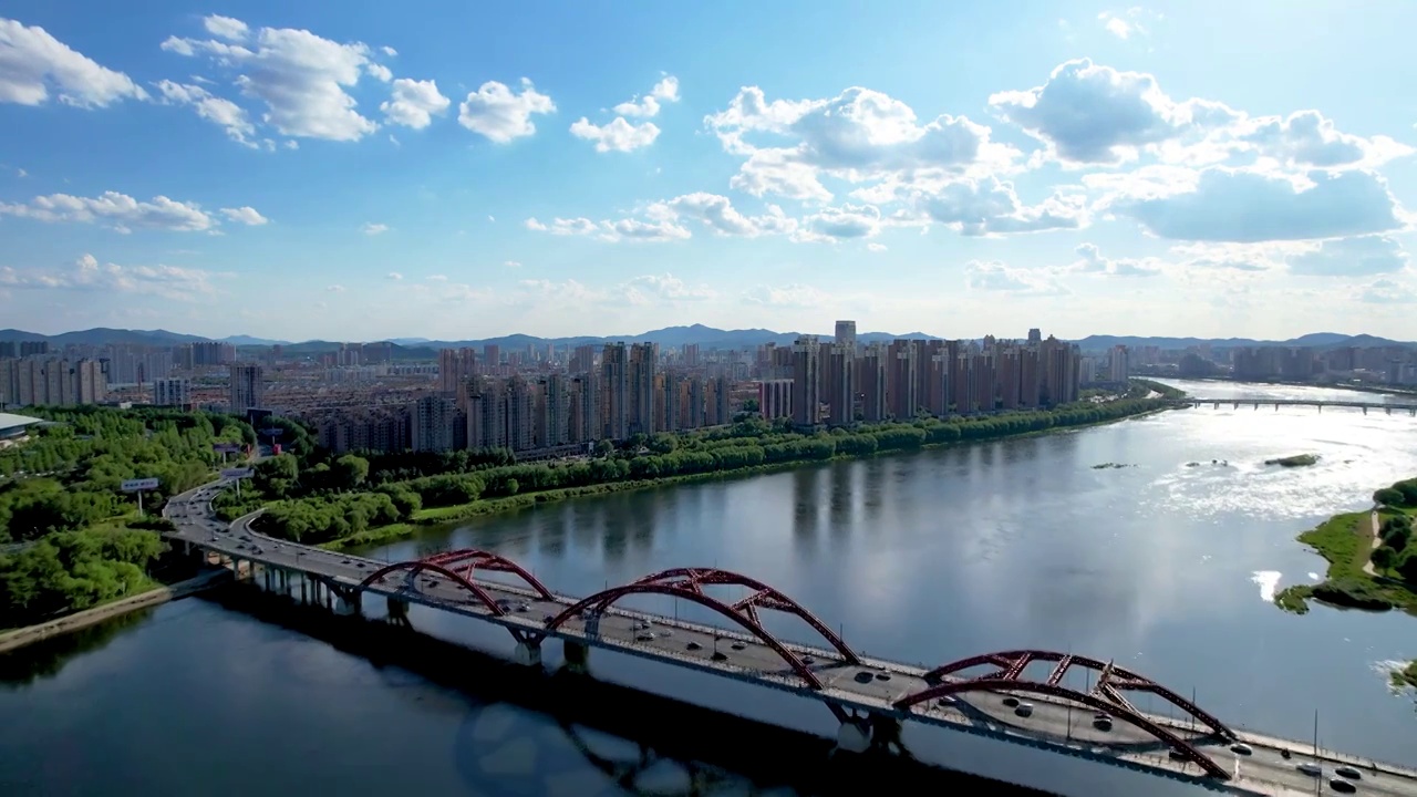 吉林市城市建筑松花江风光江湾大桥航拍视频下载
