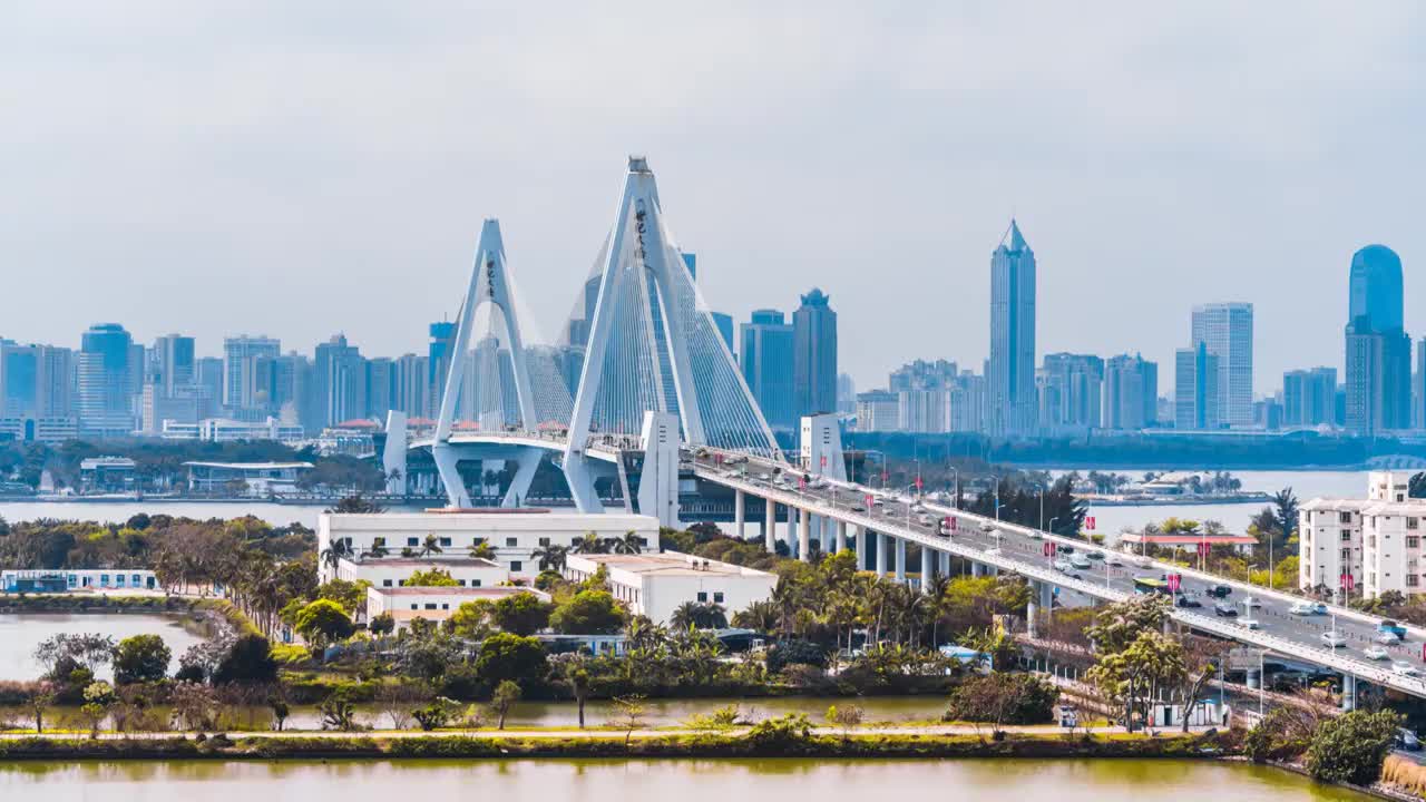 中国海南海口海甸河世纪大桥高视角城市天际线风光延时摄影视频下载
