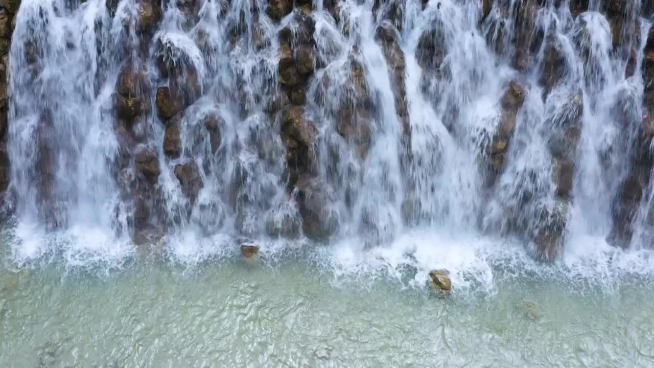 航拍国家森林及地质公园5A景区甘肃陇南鹅嫚沟风光视频下载