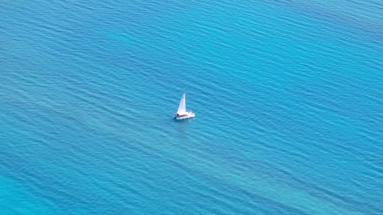 赛里木湖帆船视频下载