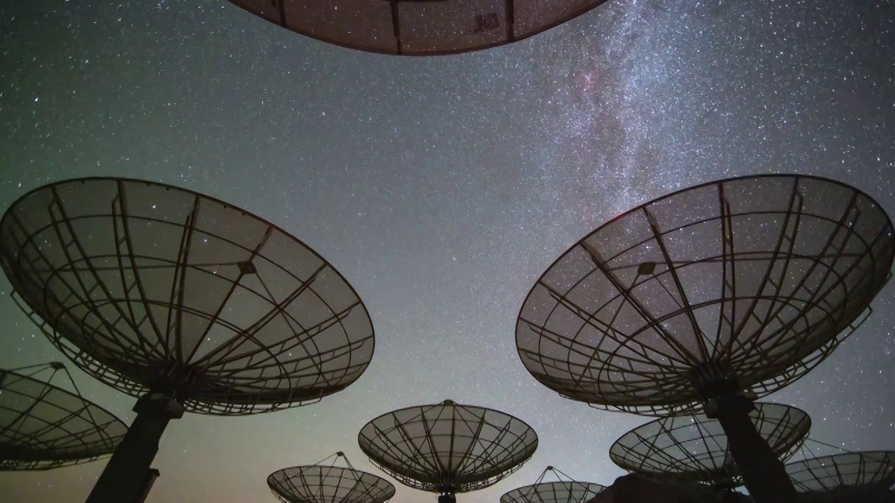 天文探测-新疆哈密大红柳峡天文观测站视频下载