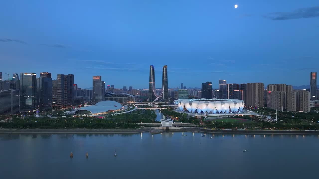 杭州奥体中心亚运会场馆夜景视频素材
