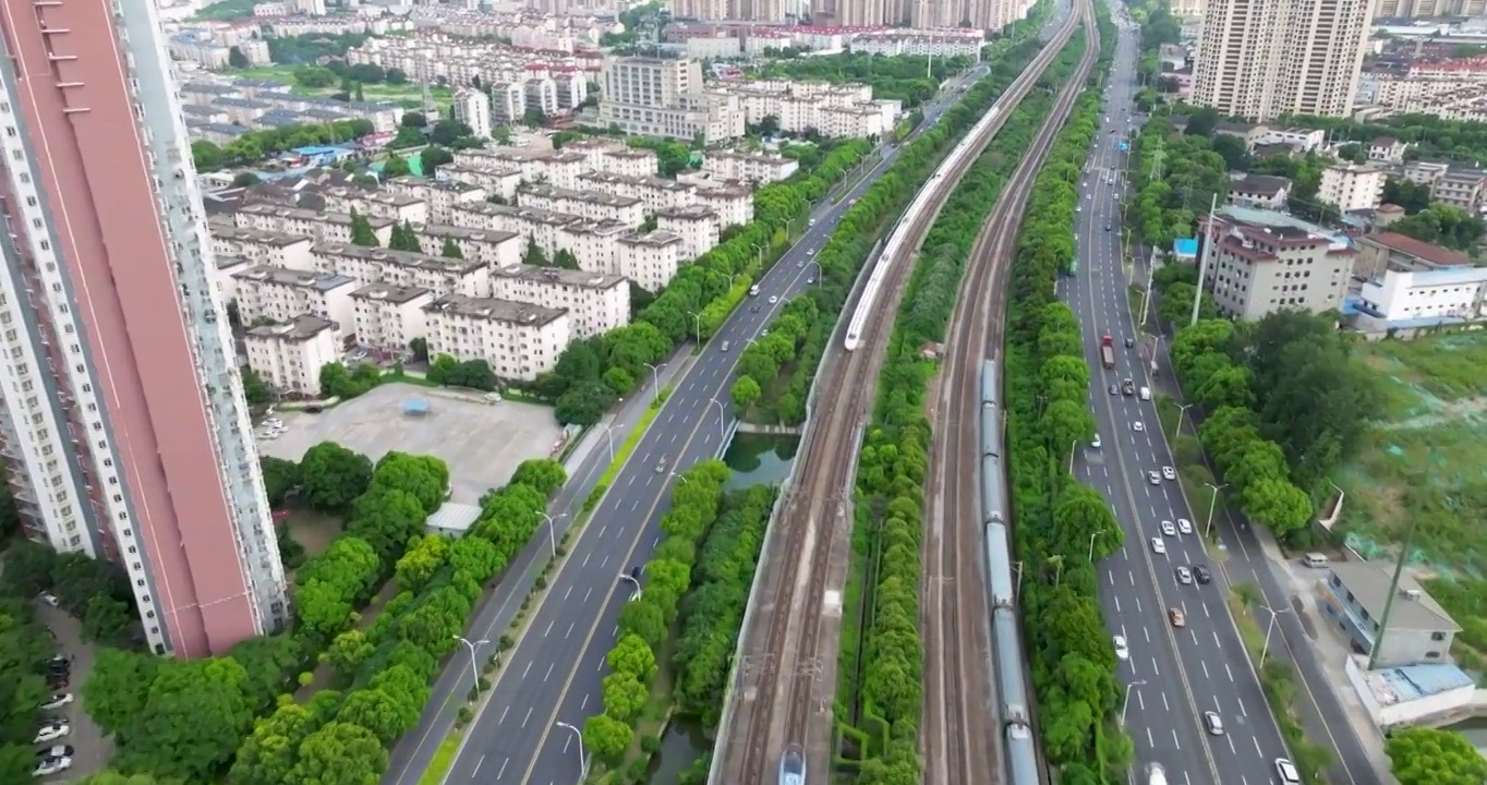 江苏省无锡市火车站城际铁路高铁运输画面视频素材