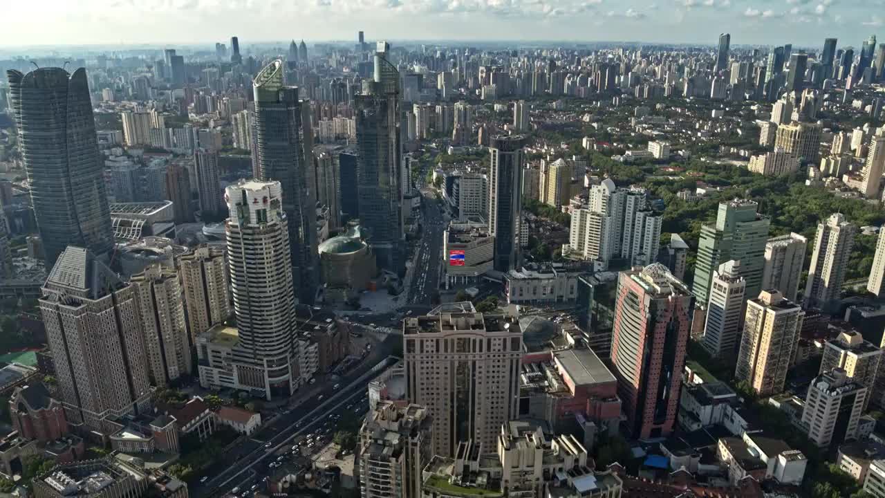 4K上海徐汇区徐家汇楼群航拍视频下载