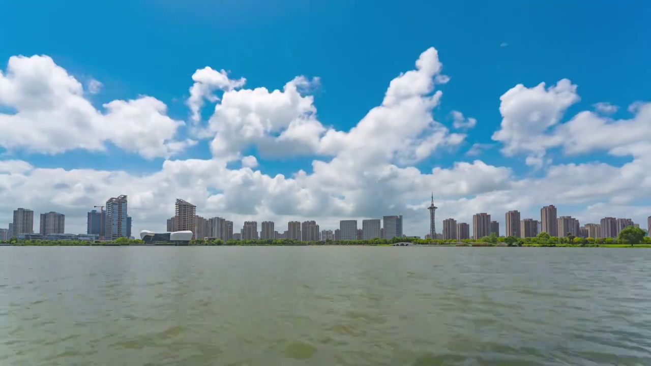 苏州太仓天镜湖高楼8k延时城市风光视频视频素材