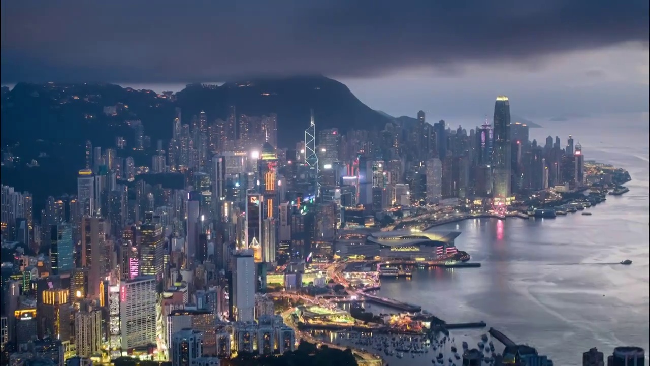 金融中心香港高楼林立夜景繁华视频下载